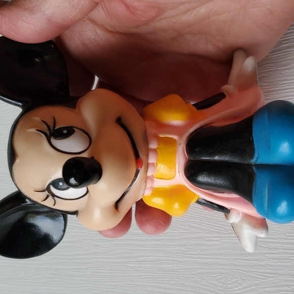Disney Vintage Made in Korea 80'S Rubber Micky & Minnie Mouse original price tag - Picture 7 of 13